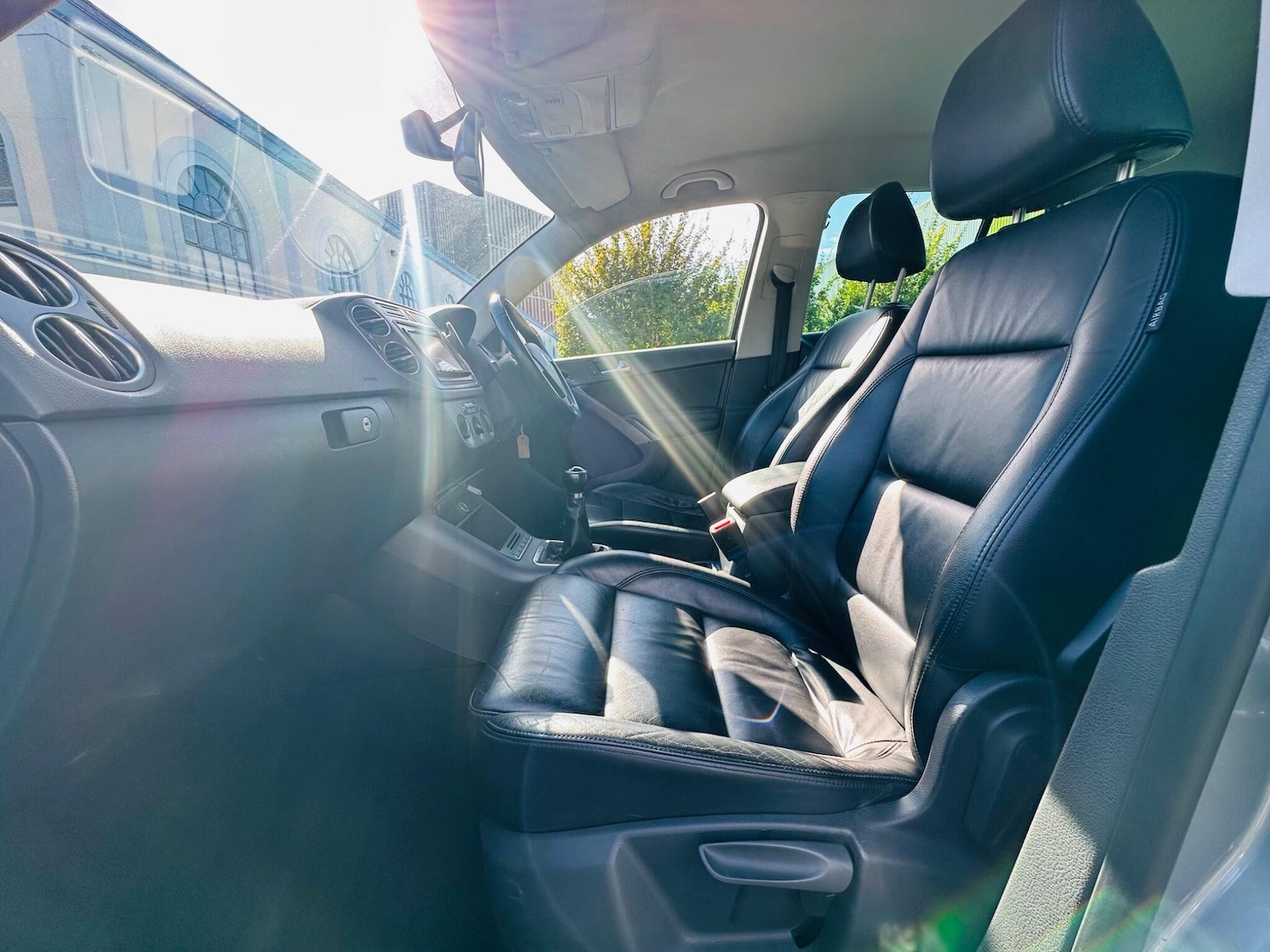 Used Volkswagen Tiguan 2009 for sale - 76446434: Photo 9