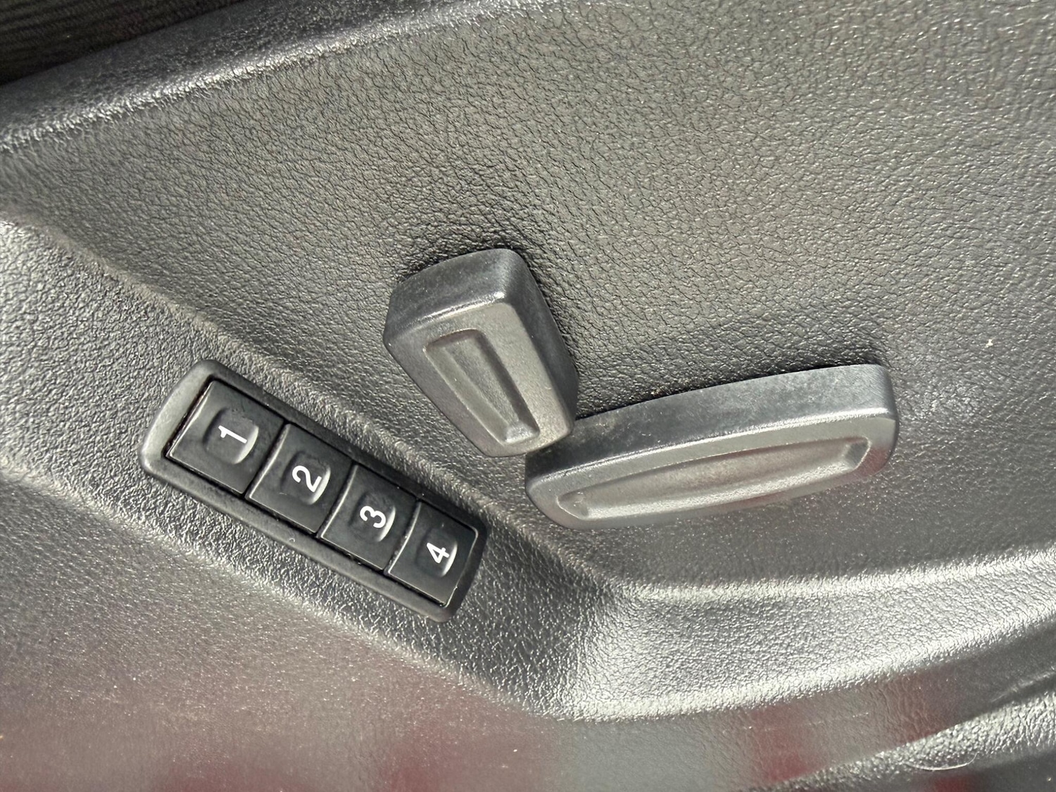 Used Ford S-Max for sale - 77710414: Photo 26