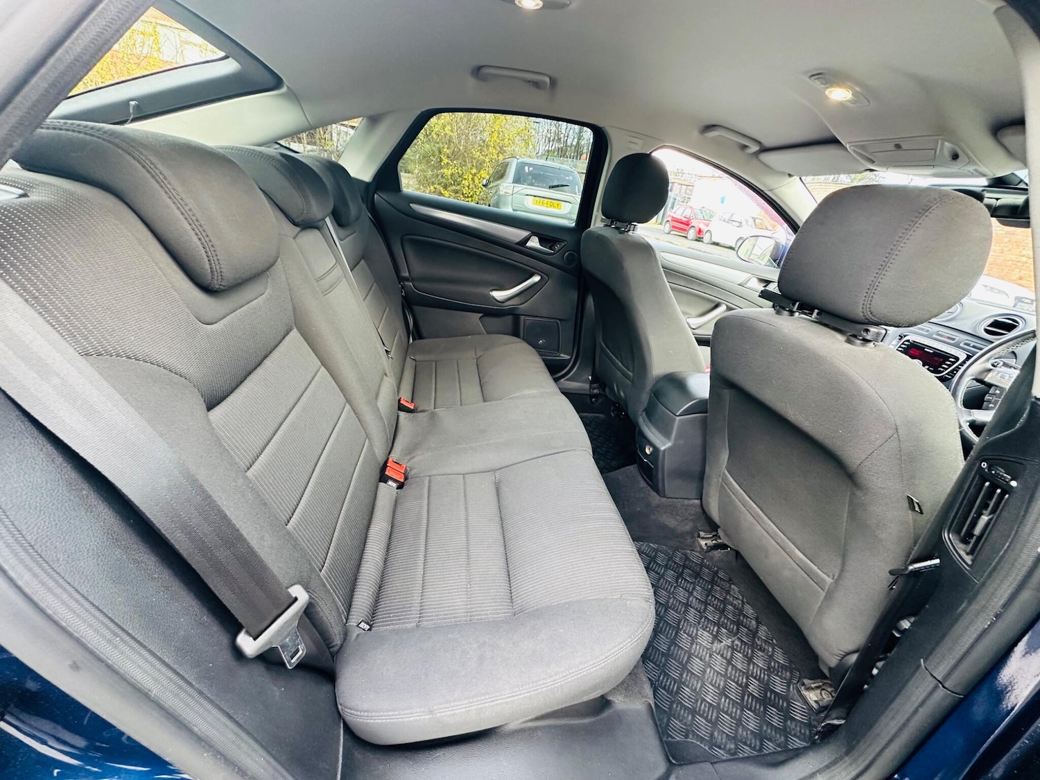 Used Ford Mondeo 2012 for sale - 76991929: Photo 15