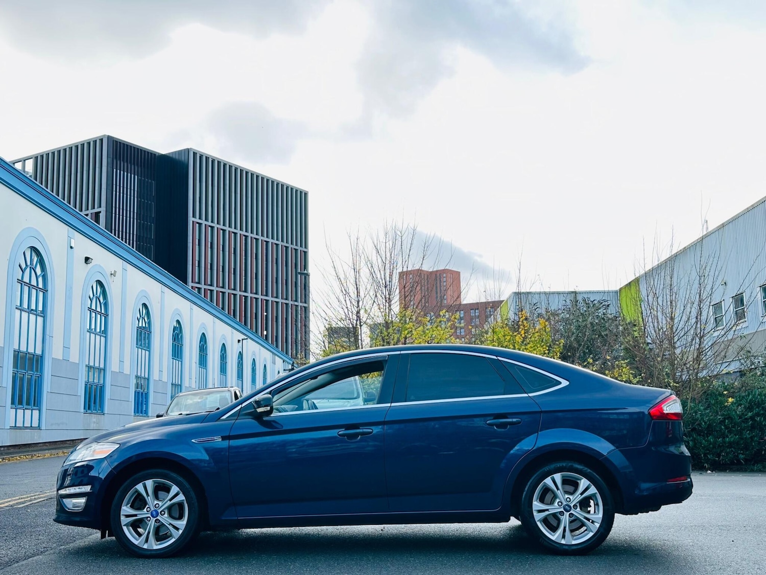 Used Ford Mondeo 2012 for sale - 76991929: Photo 8