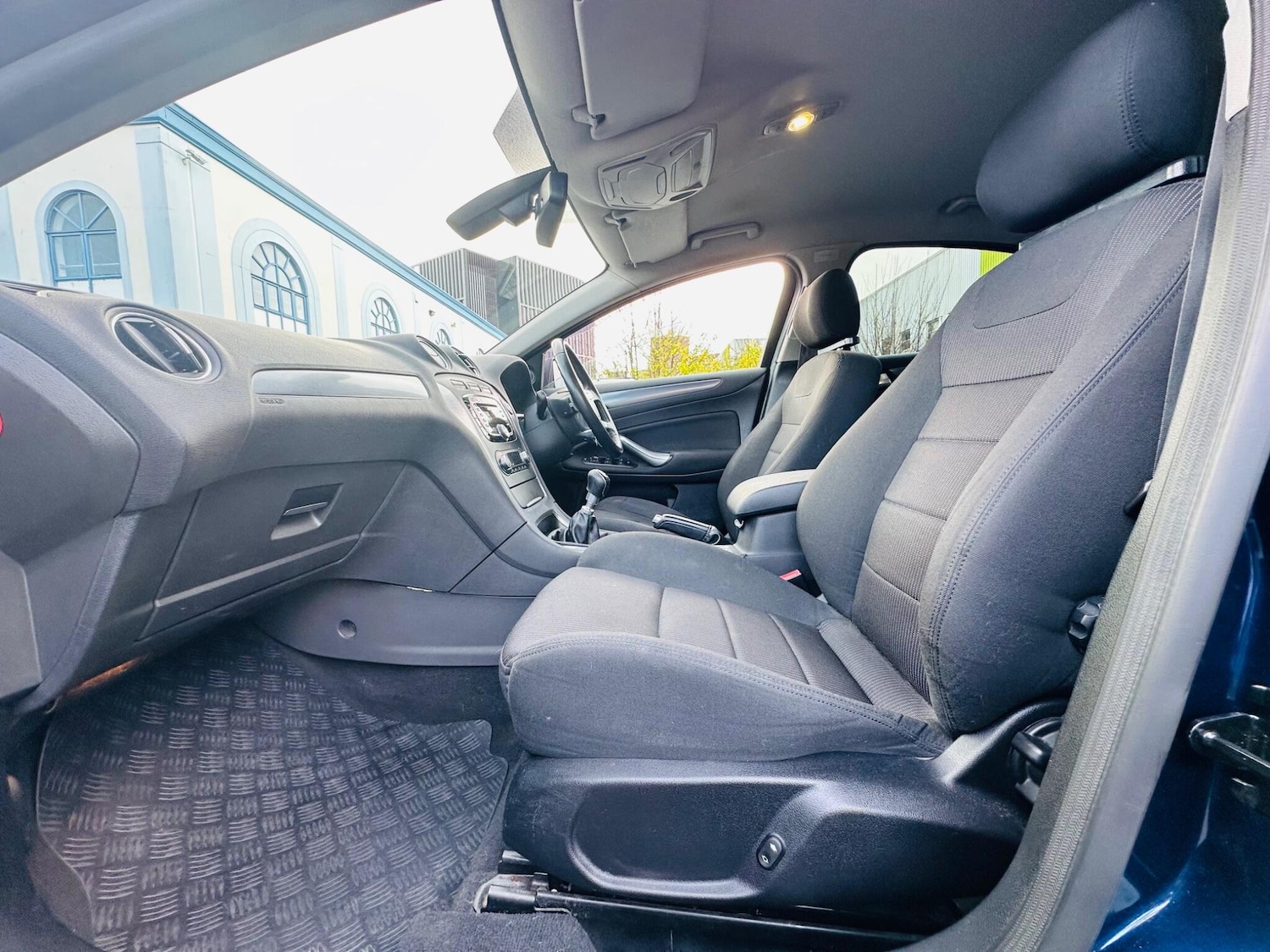 Used Ford Mondeo 2012 for sale - 76991929: Photo 9