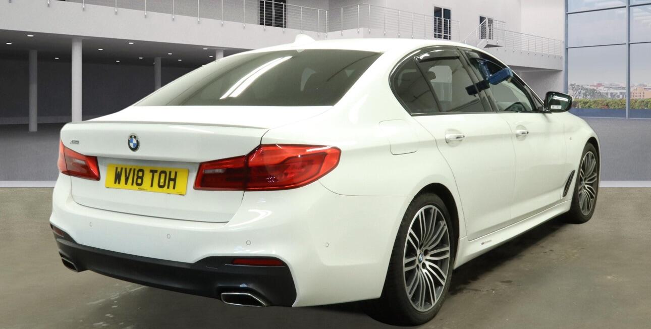 Used BMW 5 Series 2018 for sale - 77029921: Photo 2