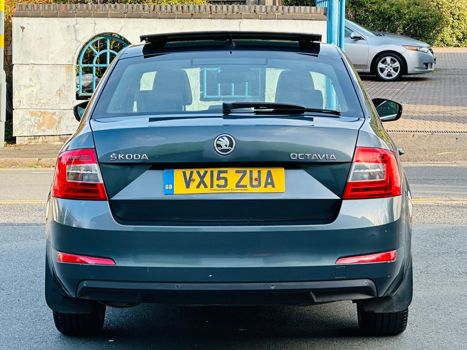 Vehicle 28
