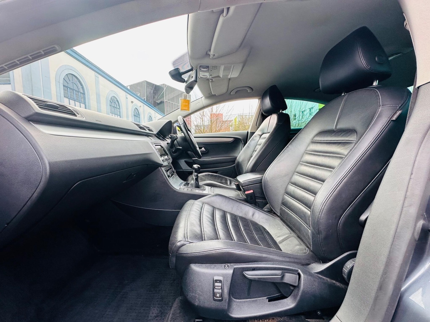 Used Volkswagen Passat 2011 for sale - 77166434: Photo 9