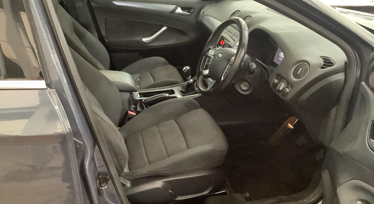 Used Ford Mondeo 2012 for sale - 76597480: Photo 8