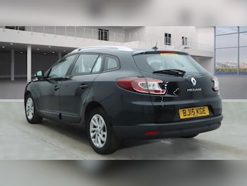 Used Renault Megane 2015 for sale - 77893059: Photo