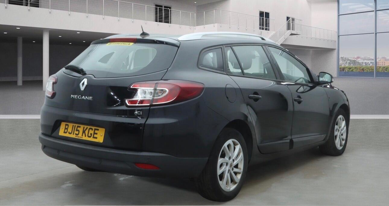 Used Renault Megane 2015 for sale - 77893059: Photo 6