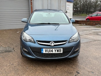 Used Vauxhall Astra 2014 for sale - 77242344: Photo