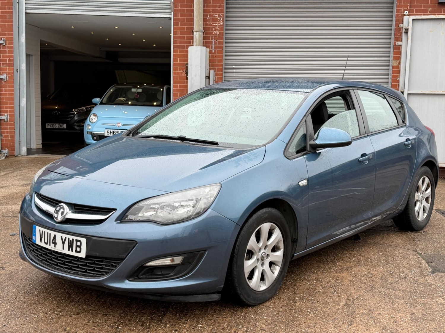 Used Vauxhall Astra 2014 for sale - 77242344: Photo 9