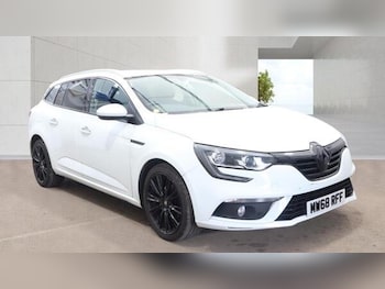 Used Renault Megane 2019 for sale - 78982122: Photo