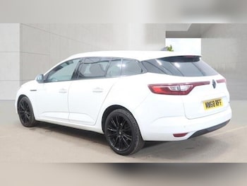 Used Renault Megane 2019 for sale - 78982122: Photo