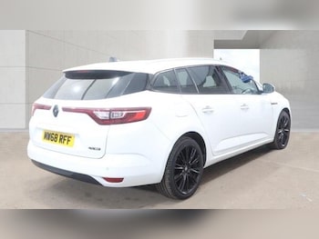 Used Renault Megane 2019 for sale - 78982122: Photo