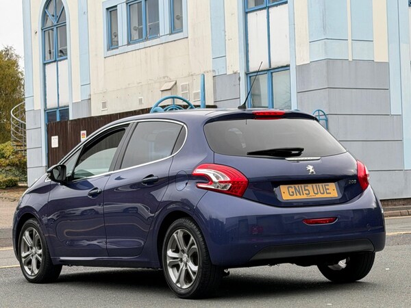 Used Peugeot 208 2015 for sale - 76226471: Photo 11
