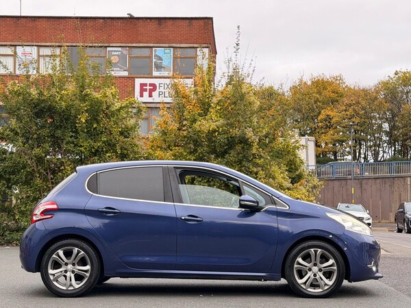 Used Peugeot 208 2015 for sale - 76226471: Photo 15