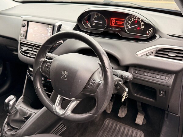 Used Peugeot 208 2015 for sale - 76226471: Photo 17