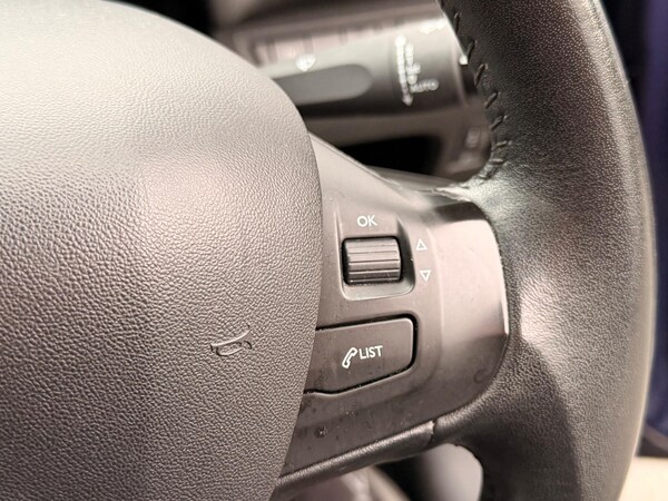 Used Peugeot 208 2015 for sale - 76226471: Photo 20