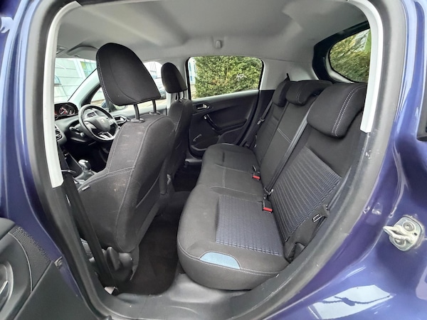 Used Peugeot 208 2015 for sale - 76226471: Photo 9