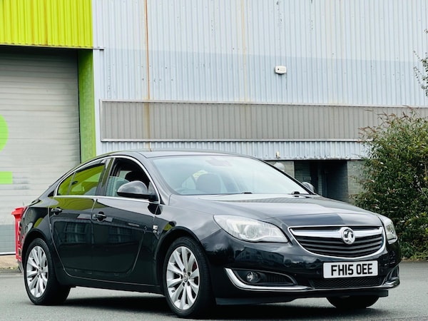 Used Vauxhall Insignia 2015 for sale - 76175336: Photo 2