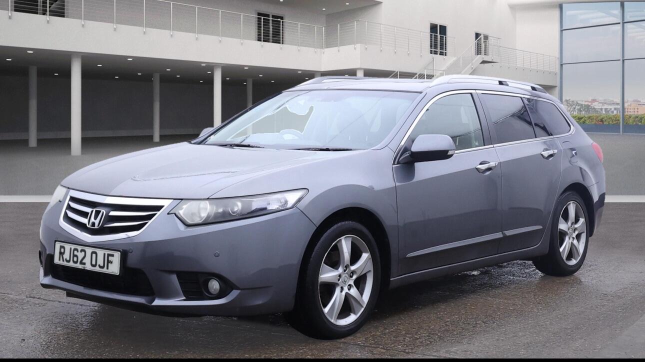 Used Honda Accord 2013 for sale - 76512008: Photo 2