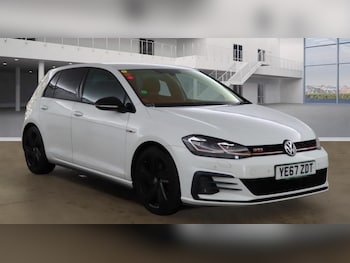 Used Volkswagen Golf 2017 for sale - 77321034: Photo