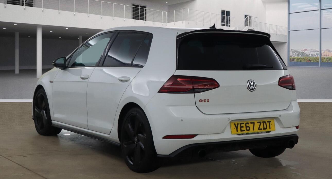 Used Volkswagen Golf 2017 for sale - 77321034: Photo 3