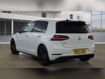 Used Volkswagen Golf 2017 for sale - 77321034: Photo