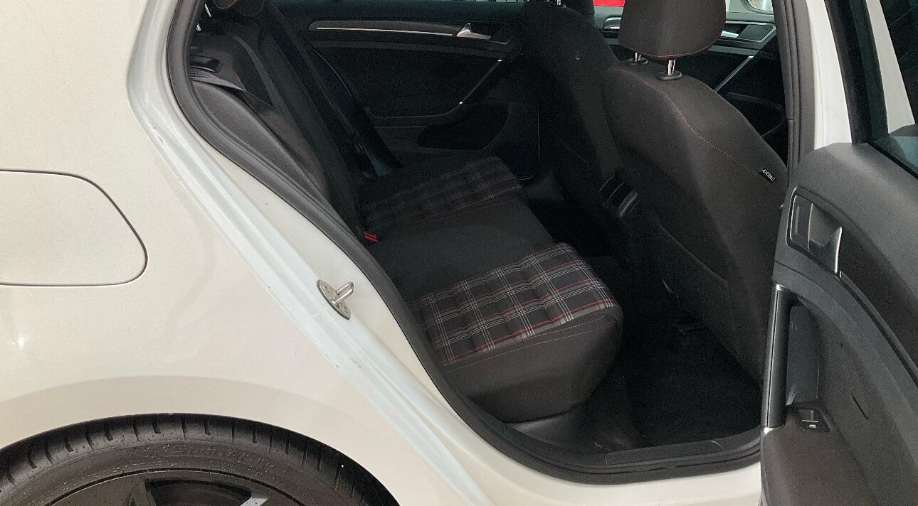 Used Volkswagen Golf 2017 for sale - 77321034: Photo 7