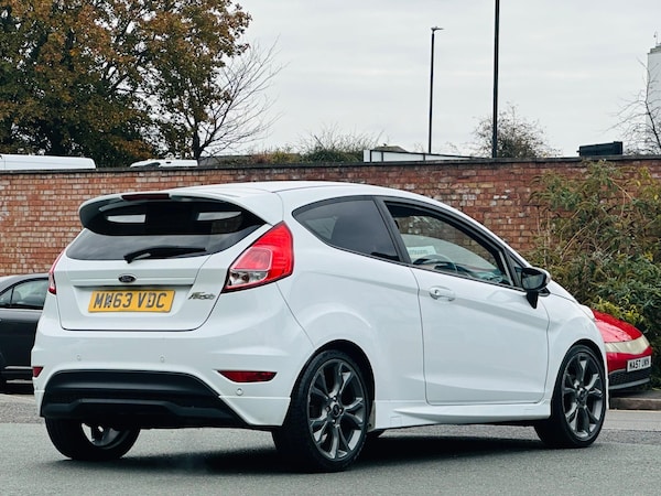 Used Ford Fiesta 2013 for sale - 76031673: Photo 14