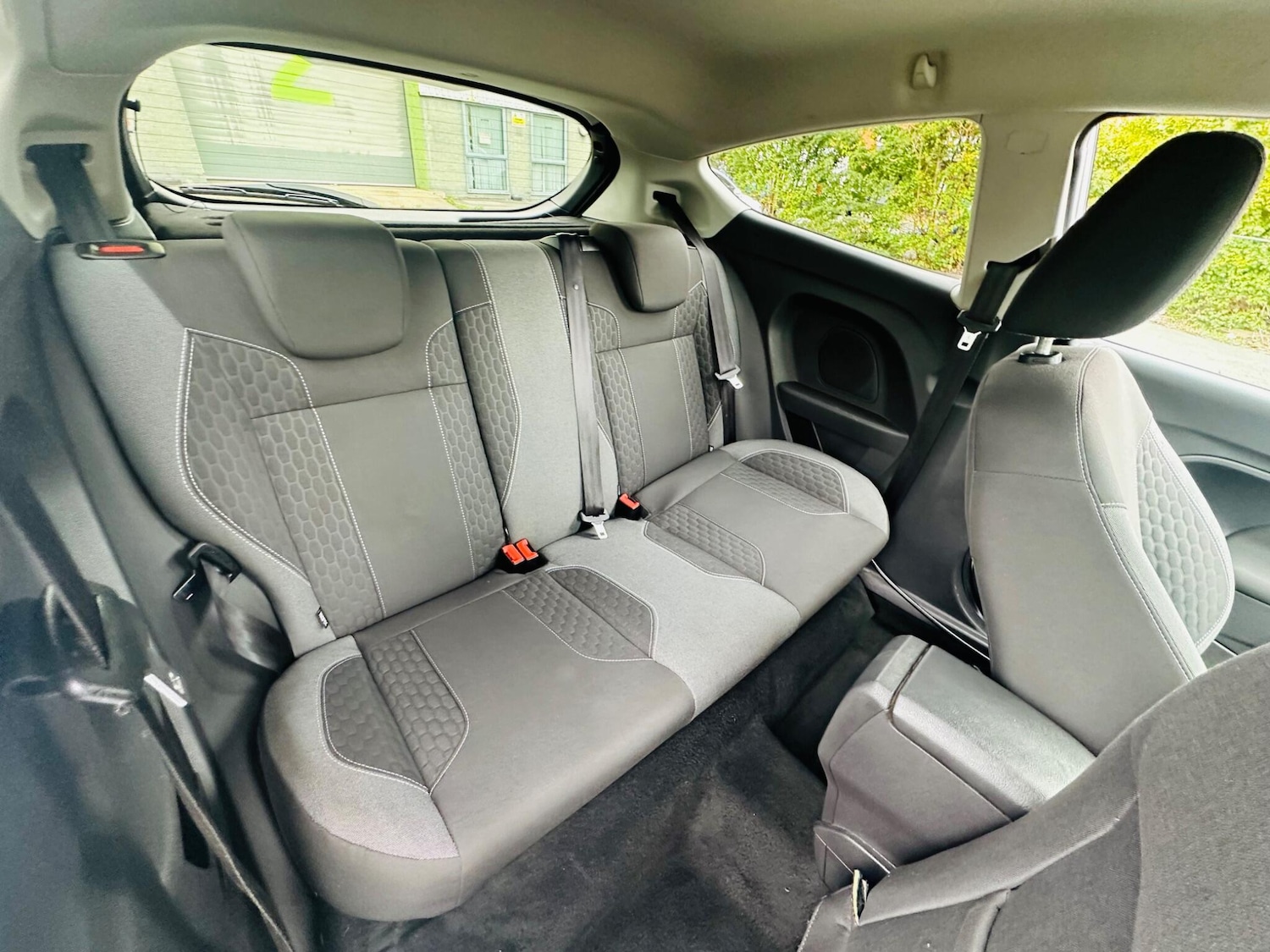 Used Ford Fiesta 2013 for sale - 76031673: Photo 16