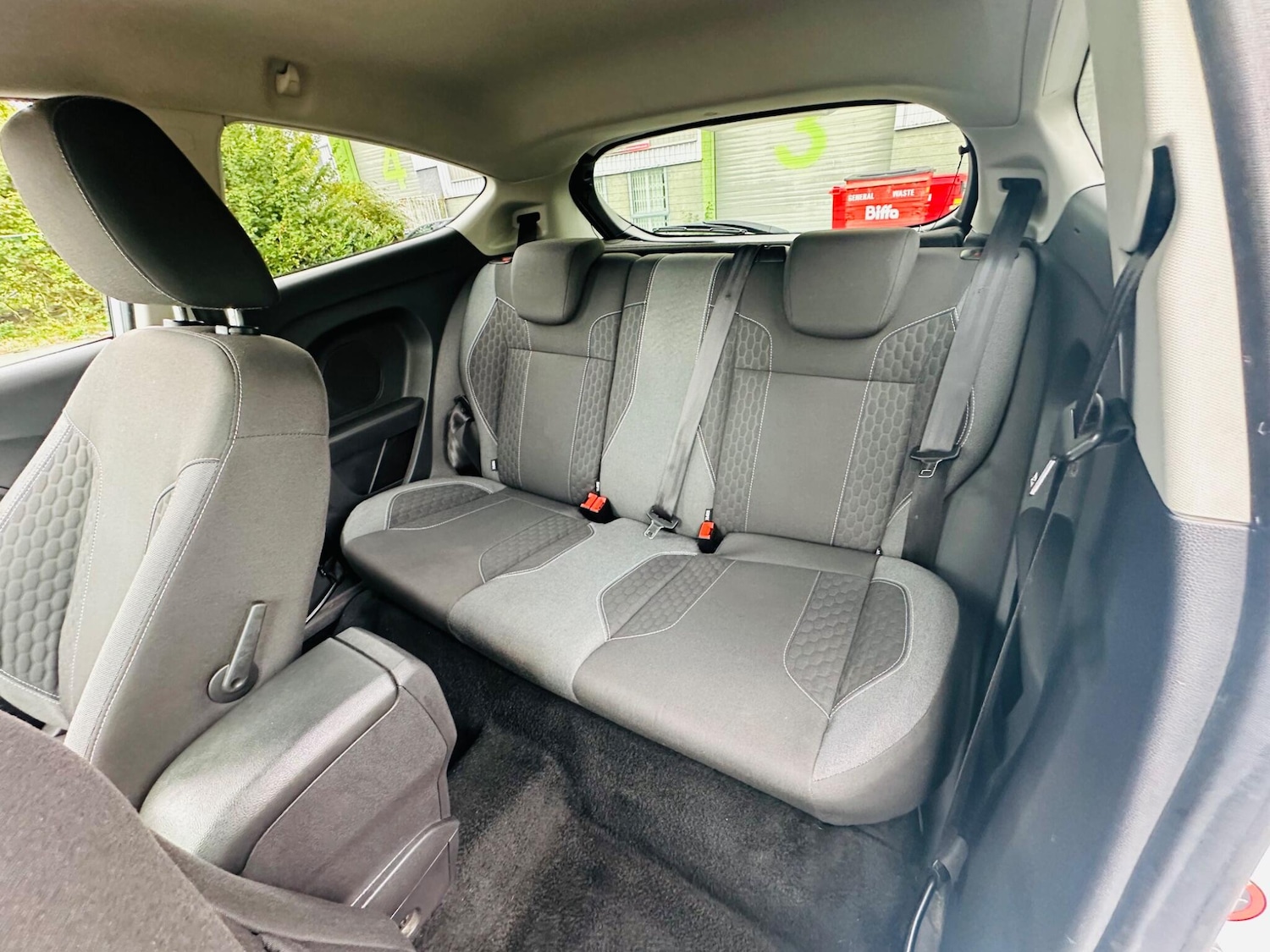 Used Ford Fiesta 2013 for sale - 76031673: Photo 9