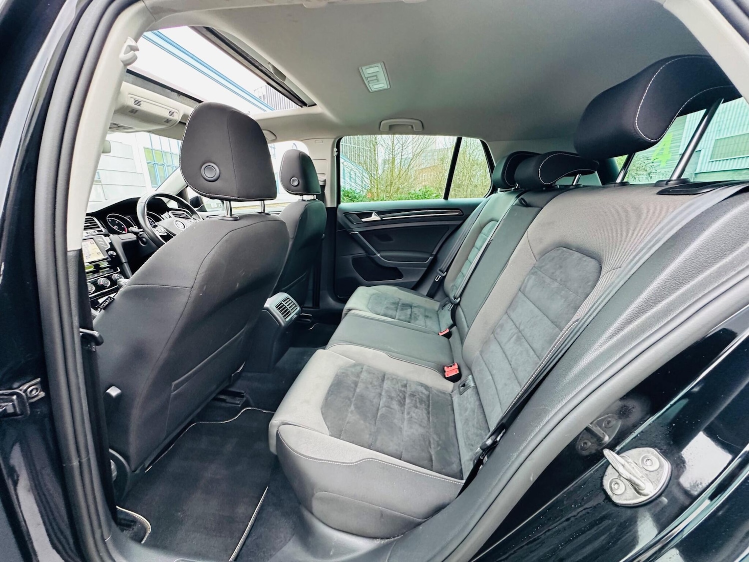 Used Volkswagen Golf for sale - 78035076: Photo 10