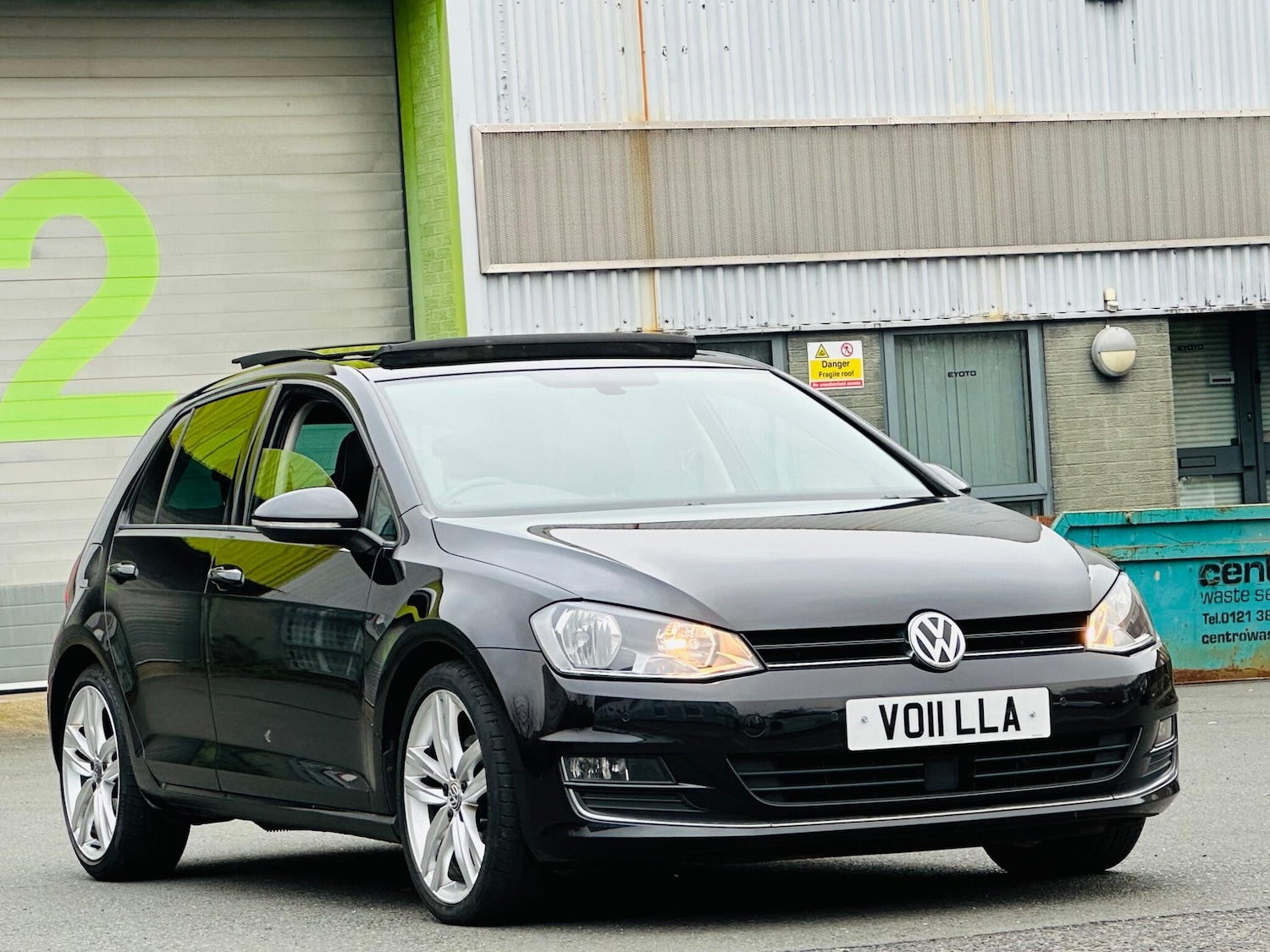Used Volkswagen Golf for sale - 78035076: Photo 2