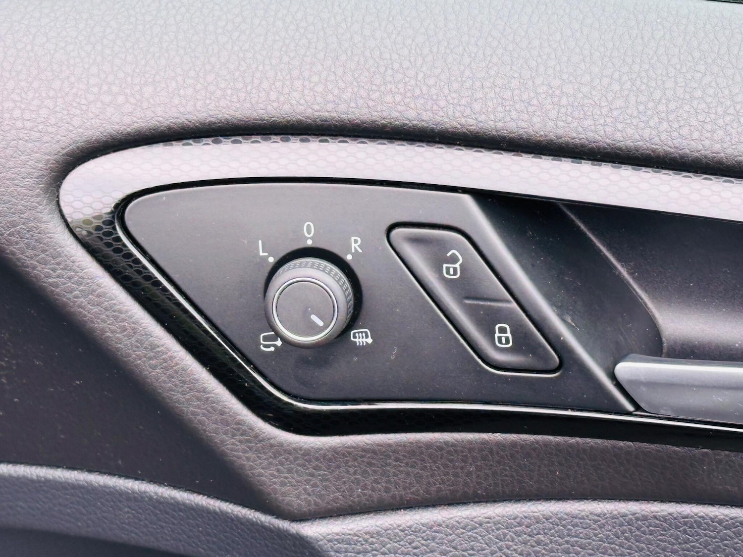 Used Volkswagen Golf for sale - 78035076: Photo 24