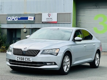 Used Skoda Superb 2018 for sale - 79033978: Photo
