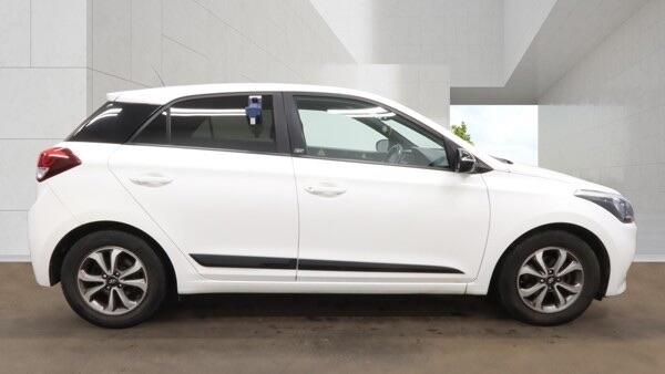 Used Hyundai i20 2018 for sale - 78205402: Photo 3
