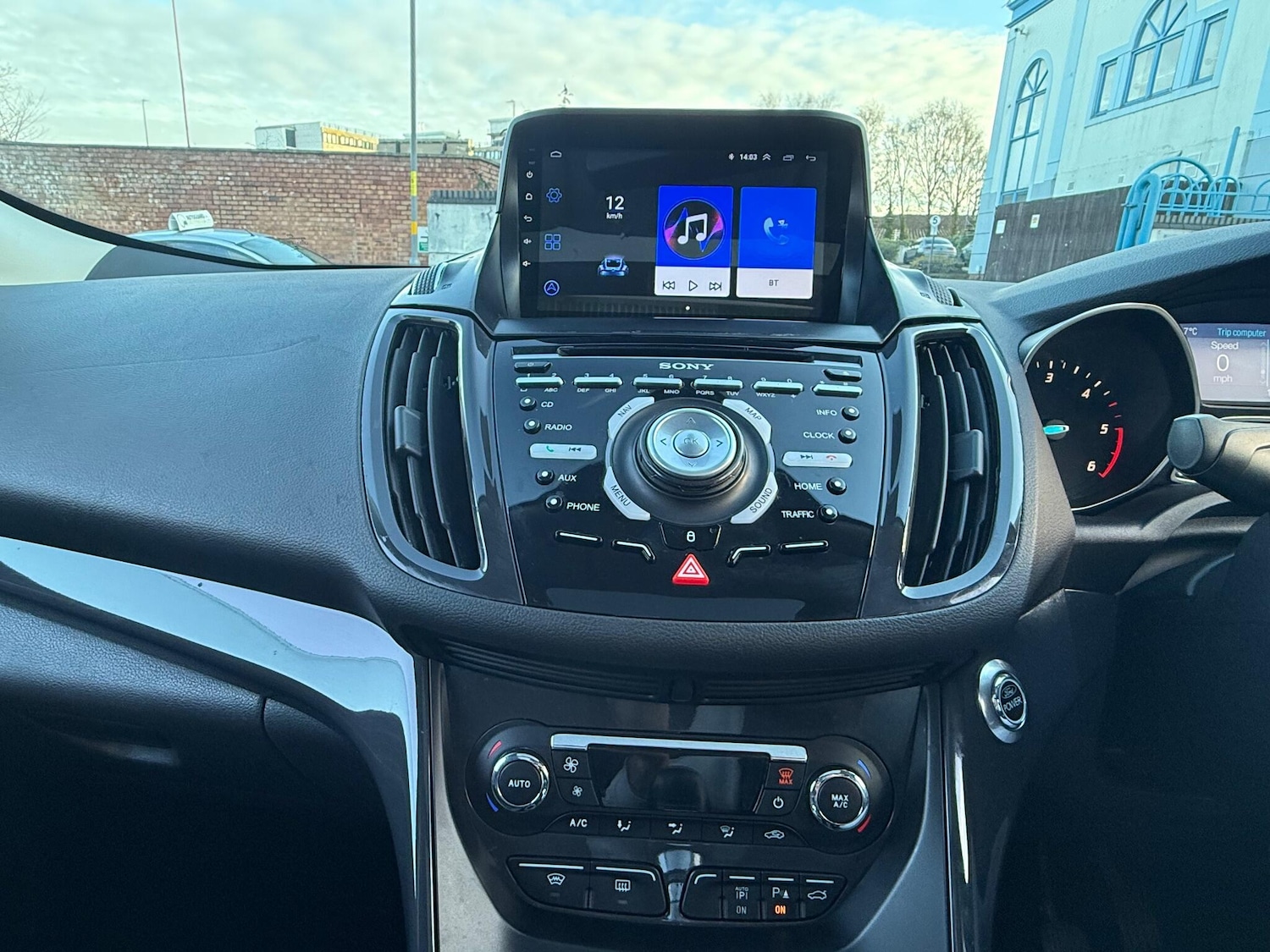 Used Ford Kuga 2014 for sale - 76965634: Photo 22