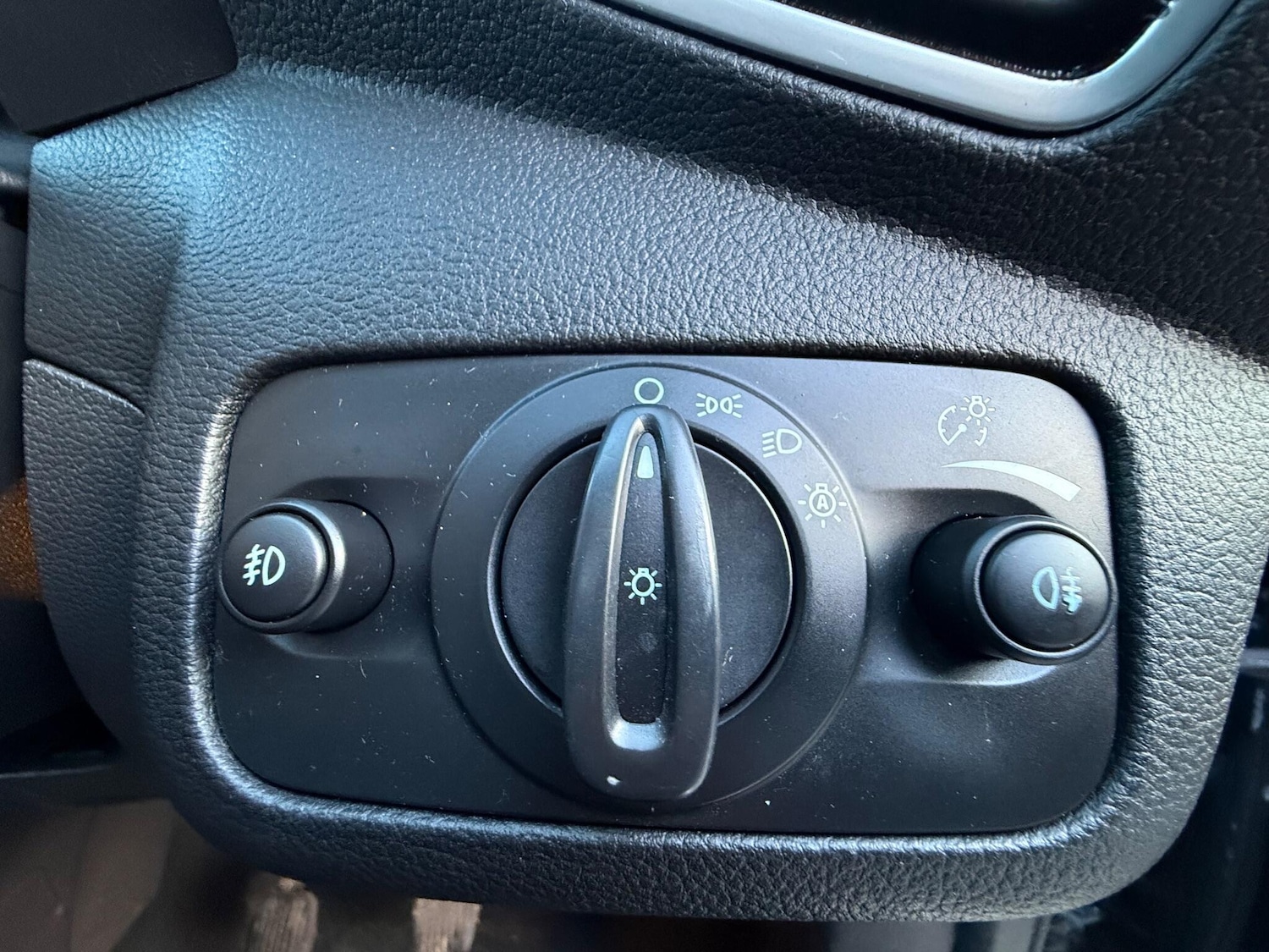 Used Ford Kuga 2014 for sale - 76965634: Photo 24