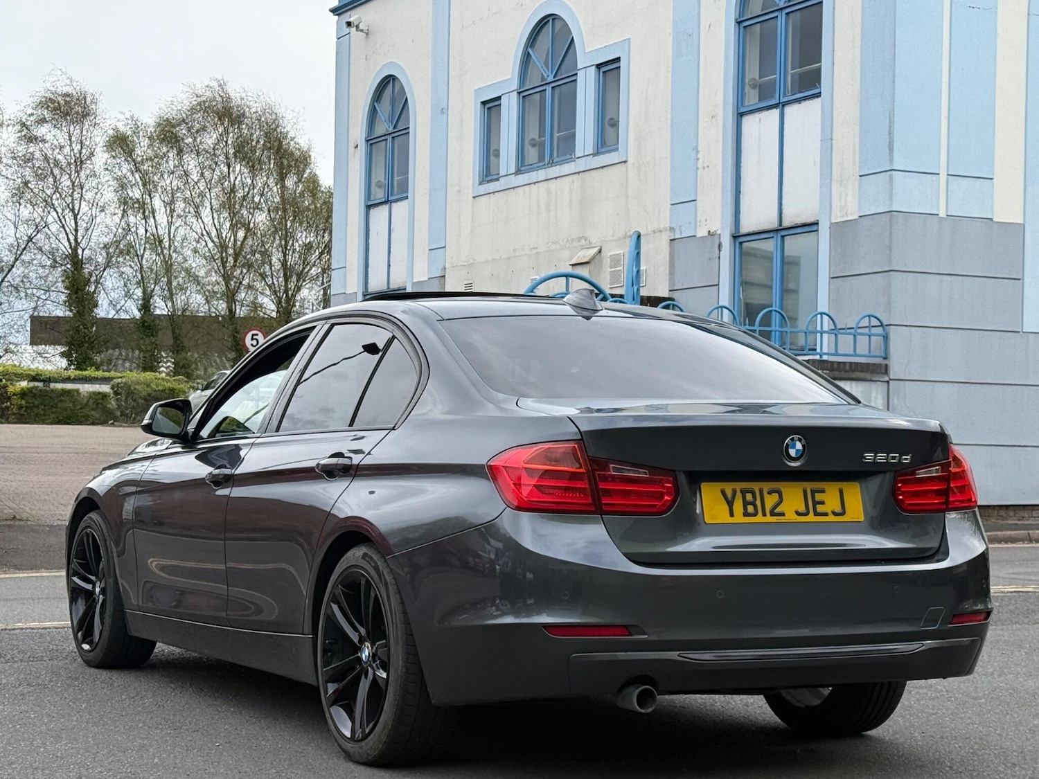 Used BMW 3 Series 2012 for sale - 78184370: Photo 11