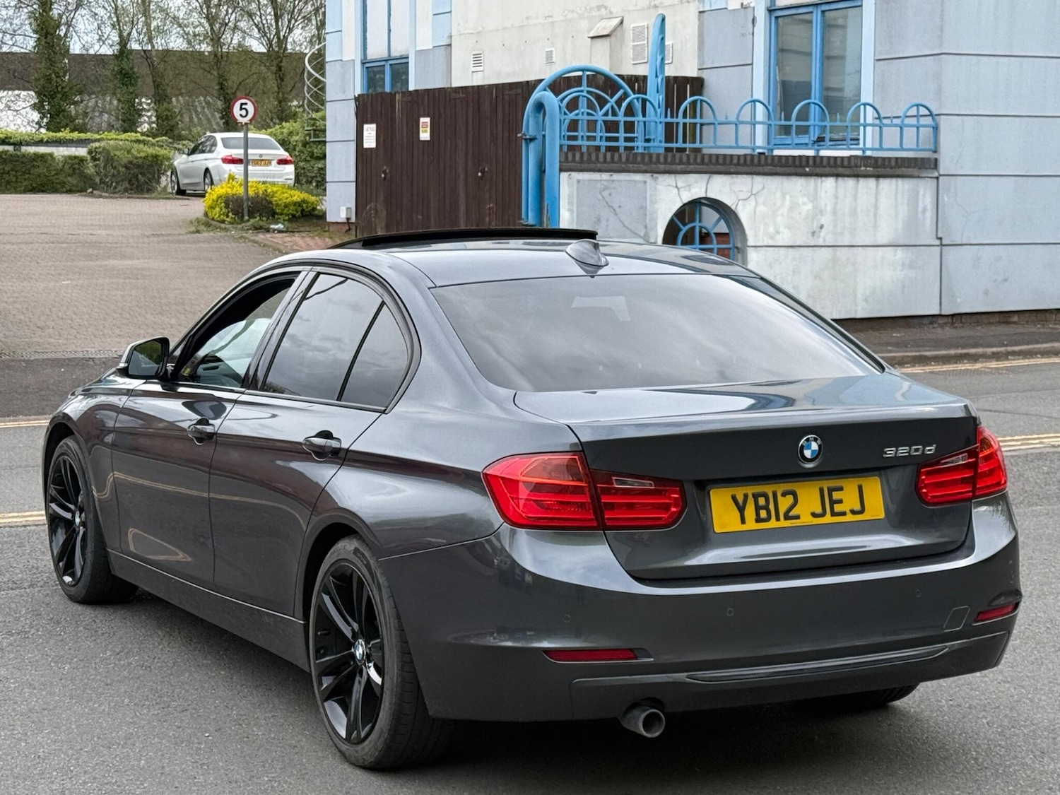 Used BMW 3 Series 2012 for sale - 78184370: Photo 19