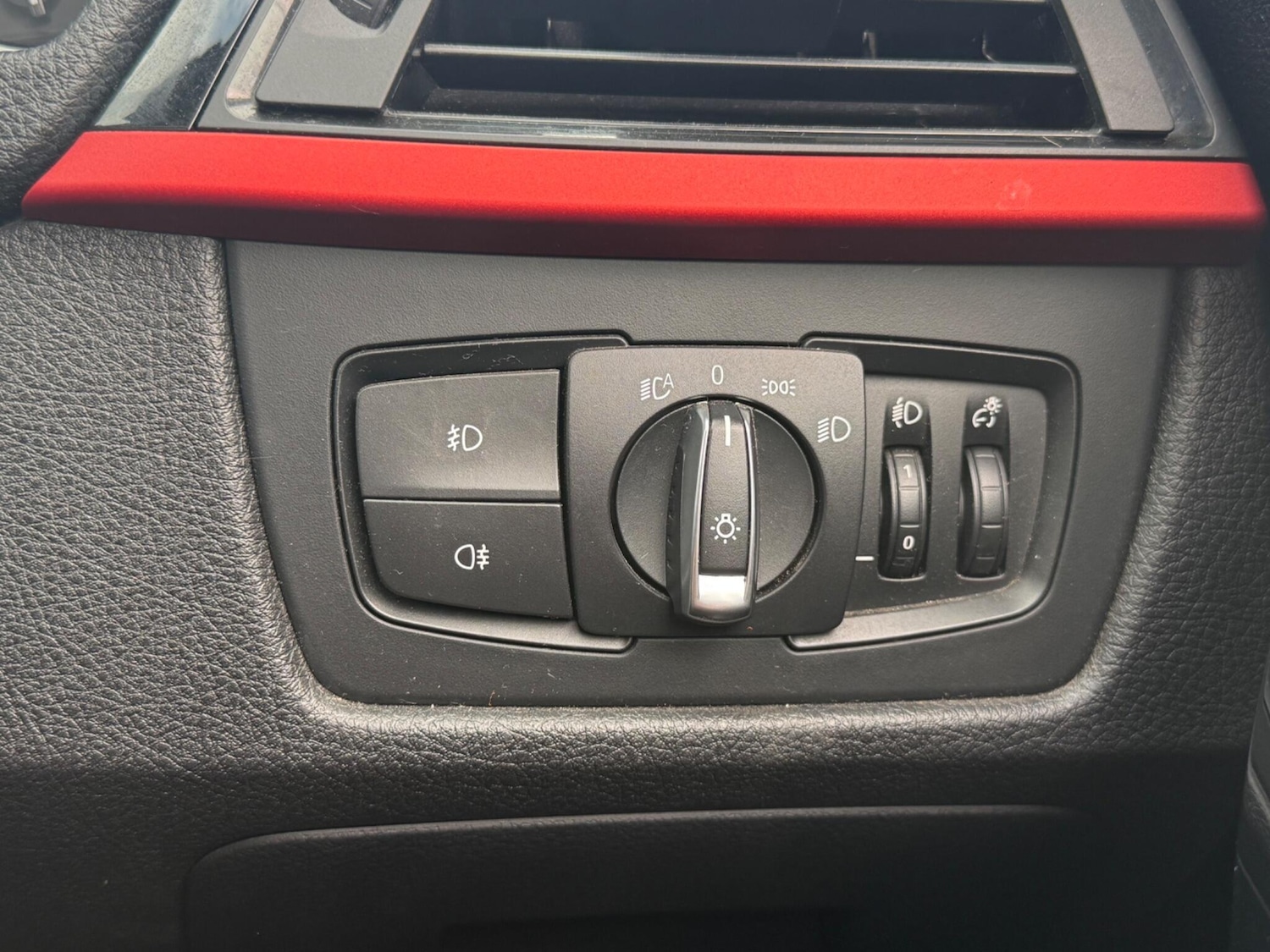 Used BMW 3 Series 2012 for sale - 78184370: Photo 25