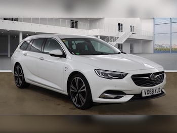 Vauxhall - Insignia