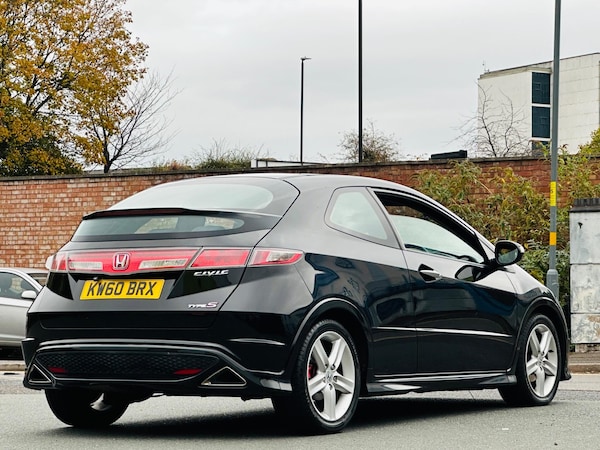 Used Honda Civic 2010 for sale - 76188908: Photo 17