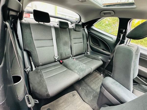 Used Honda Civic 2010 for sale - 76188908: Photo 20