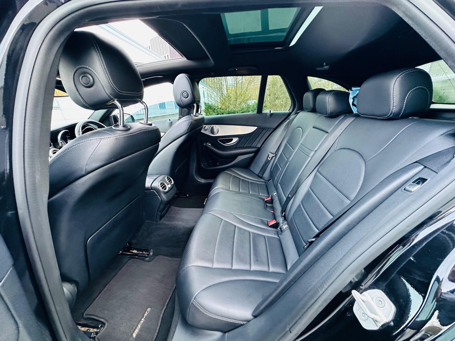 Used Mercedes-Benz C Class 2015 for sale - 78141589: Photo 12