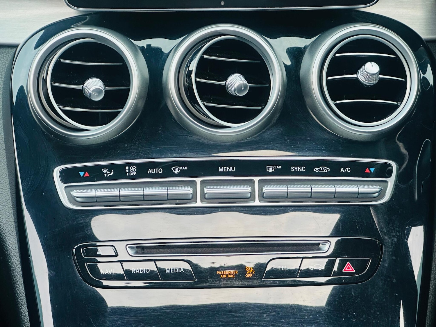 Used Mercedes-Benz C Class 2015 for sale - 78141589: Photo 19