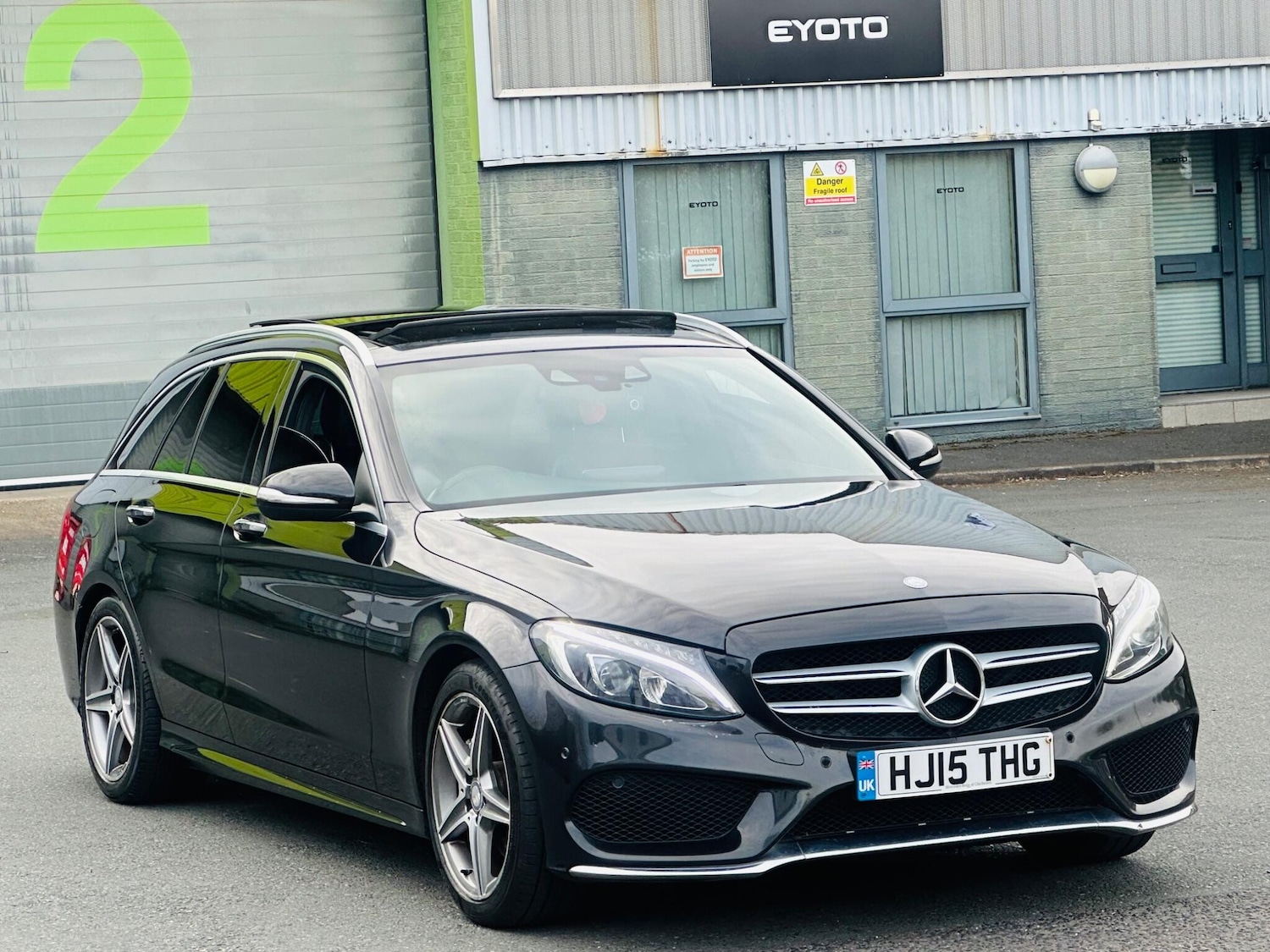 Used Mercedes-Benz C Class 2015 for sale - 78141589: Photo 6