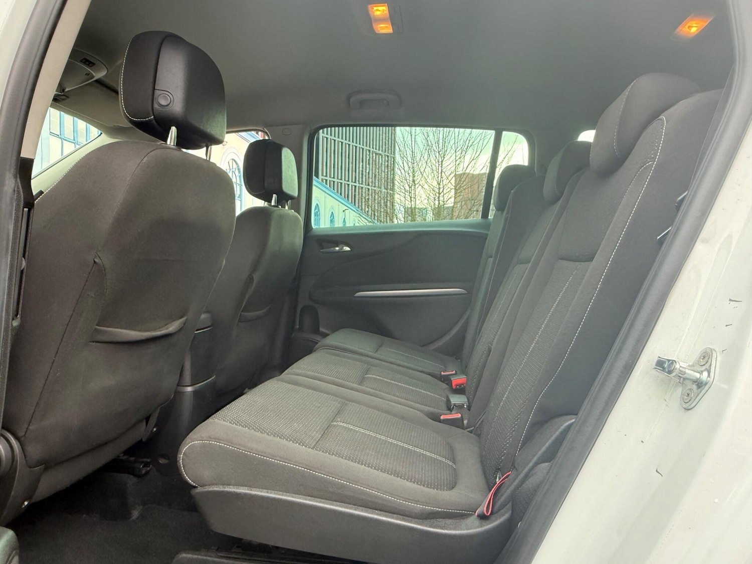 Used Vauxhall Zafira Tourer for sale - 77783696: Photo 9