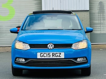 Used Volkswagen Polo 2015 for sale - 78018800: Photo