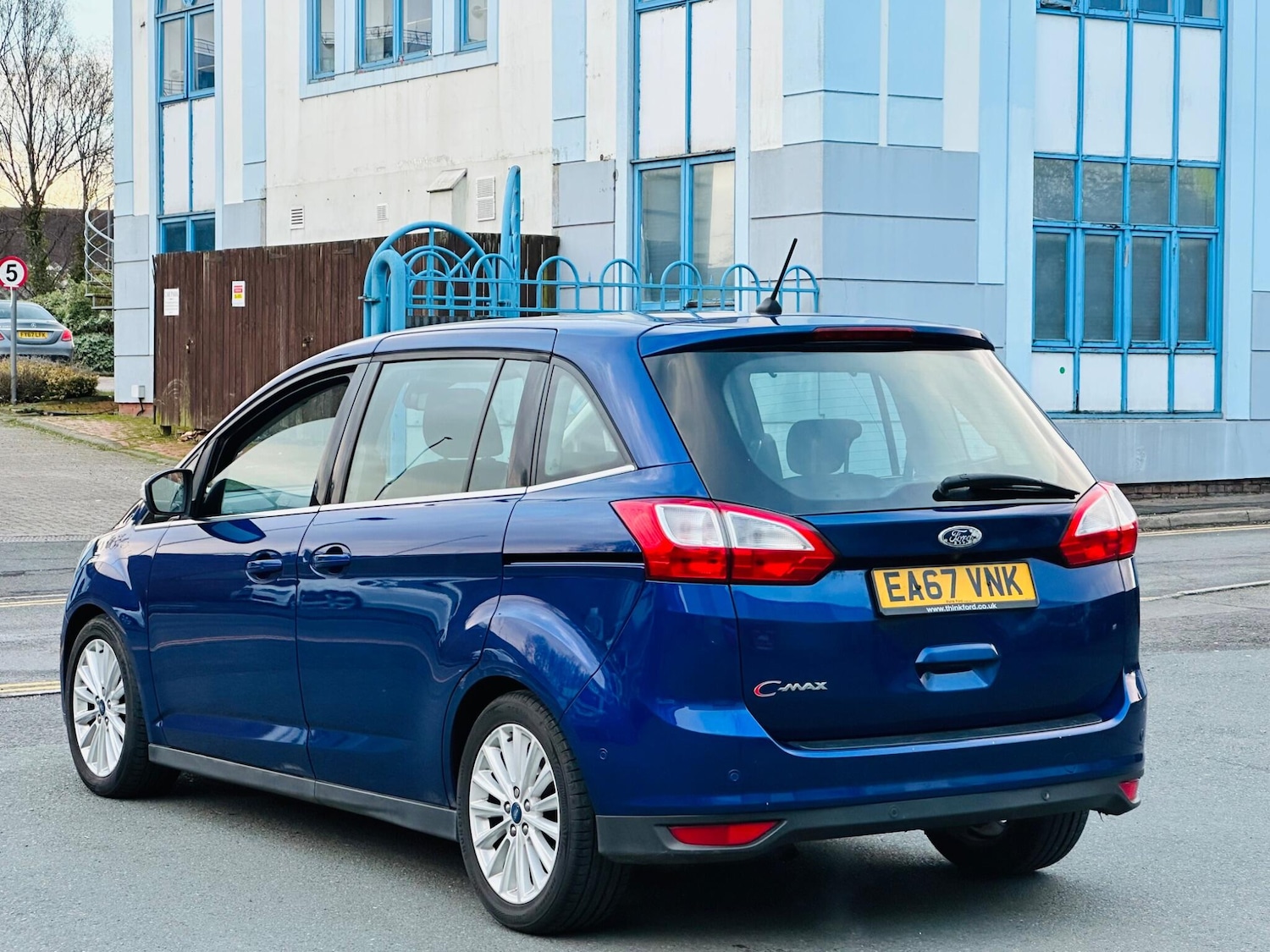 Used Ford Grand C-Max 2017 for sale - 77550497: Photo 10