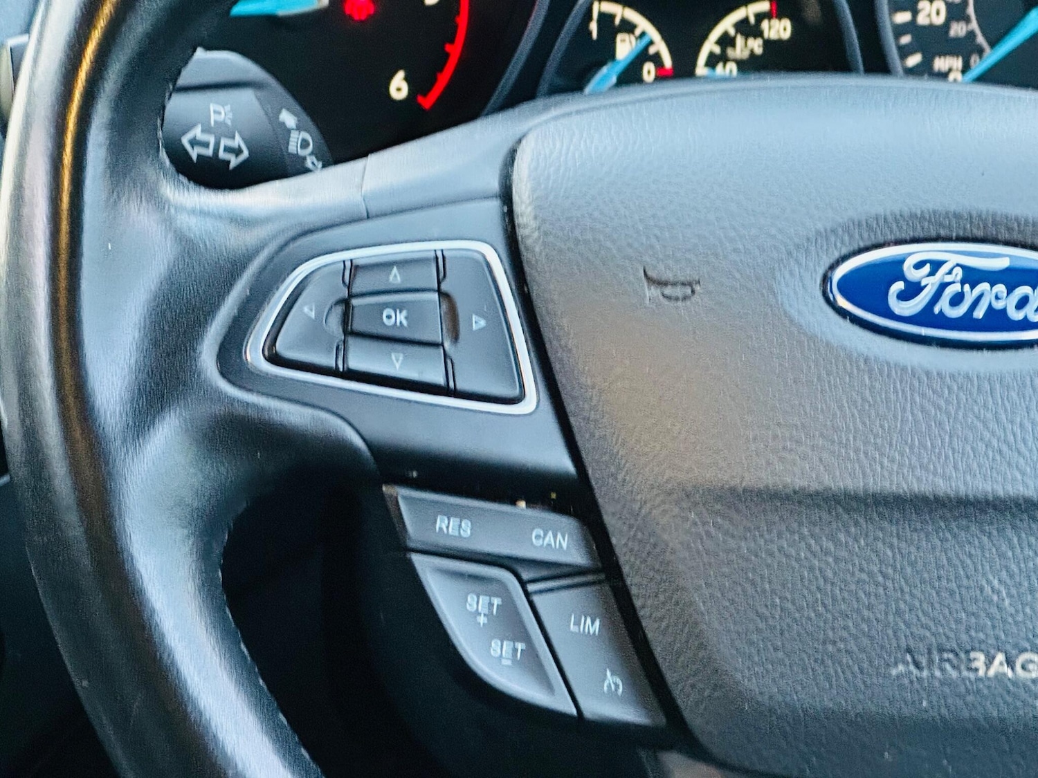 Used Ford Grand C-Max 2017 for sale - 77550497: Photo 24